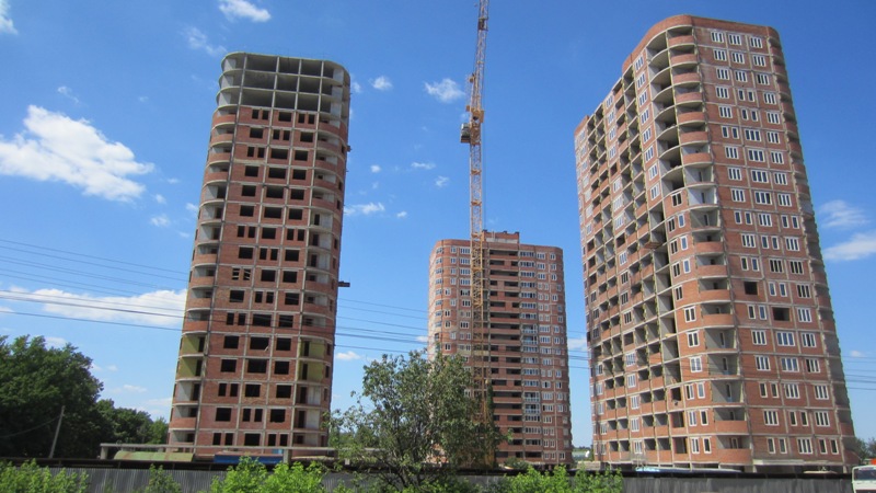 Квартиры в стрящихся домах мкр. Парковый за Госцирком