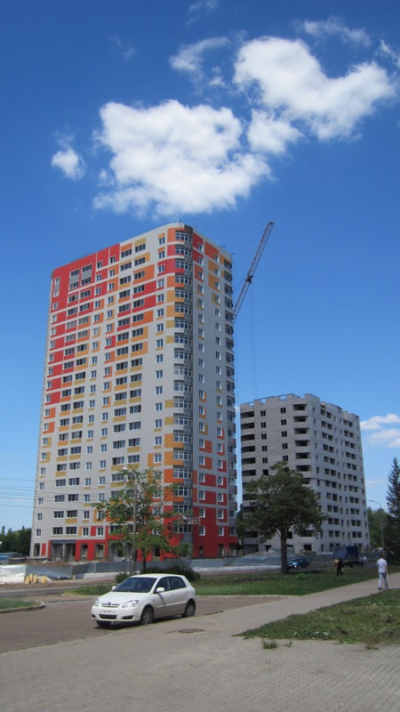 Квартиры в стрящихся домах мкр. Парковый за Госцирком