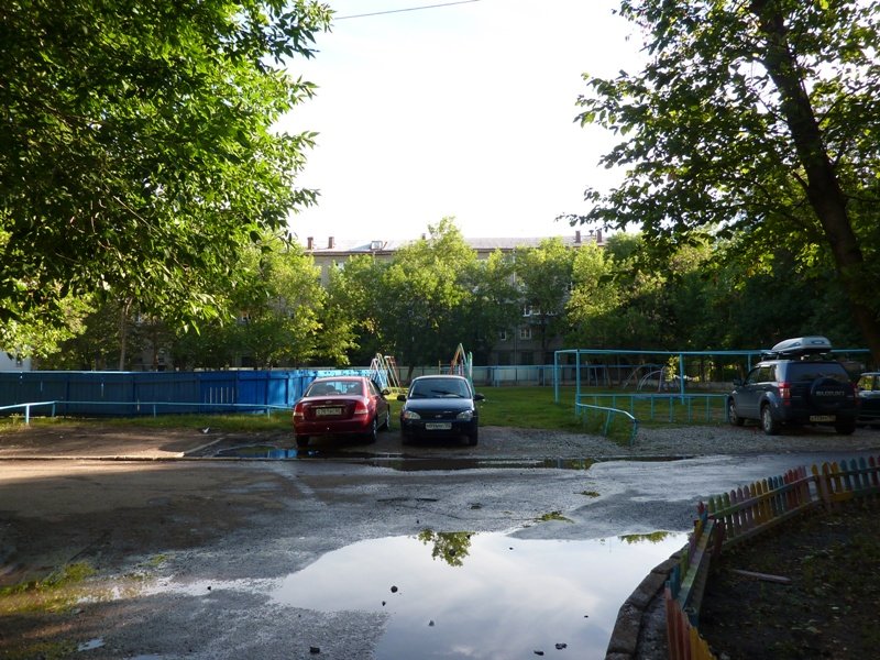 кадомцевых 8, 10, битва за двор