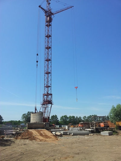 Фоторепортаж со стройплощадки в мкр. Затон, ул. Союзная-Чкалова. Июнь 2013